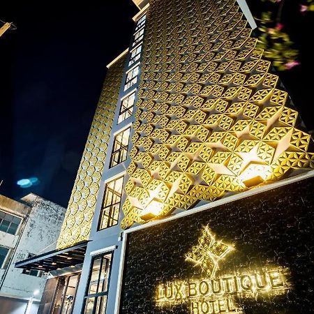 Lux Boutique Hotel Nonthaburi Exterior photo