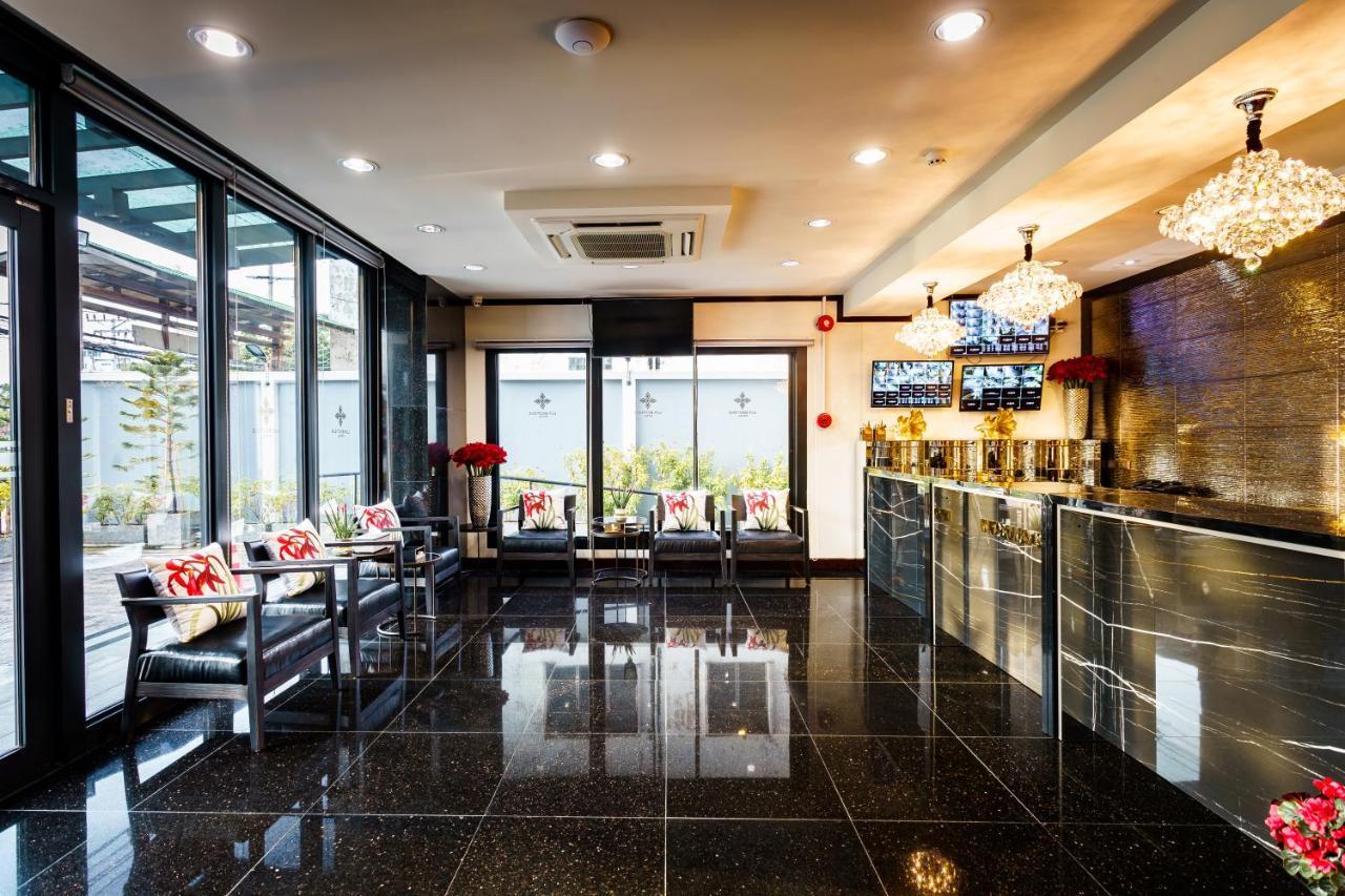 Lux Boutique Hotel Nonthaburi Exterior photo
